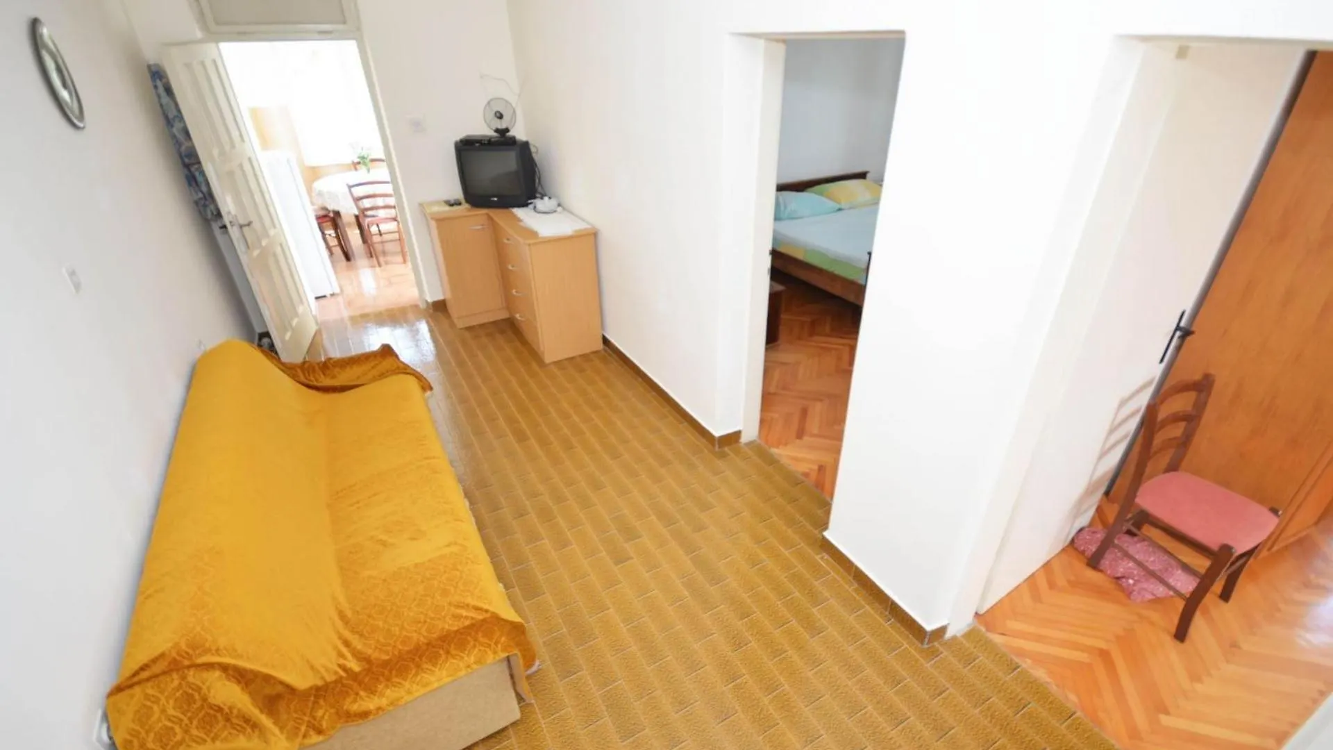 Apartment Andja - 5 M From The Beach Trogir Kroatien